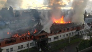 Incendio afecta al Regimiento Arauco en Osorno: Bomberos trabaja para controlar la emergencia