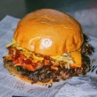 Hungers anunció que cerrará definitivamente el próximo 12 de julio. La hamburguesería compartió un emotivo mensaje de despedida y confirmó que seguirá atendiendo con normalidad durante sus últimas semanas.