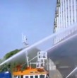 Una ola de calor histórica en Europa está poniendo en jaque la infraestructura vial. Los bomberos de los Países Bajos comenzaron a rociar agua en los puentes y la razón tiene una explicación científica.