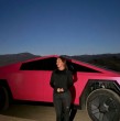 Naya Fácil relató que vivió un complejo momento durante una fiscalización en la Región de Coquimbo, luego de que la revisión técnica de su Tesla Cybertruck no apareciera en el sistema.