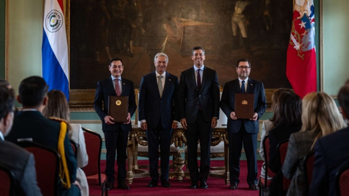Chile y Paraguay firman tres acuerdos bilaterales para fortalecer la economía y combatir el crimen transnacional