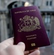 El pasaporte chileno volvió a ser reconocido como el más poderoso de América Latina en 2026. Revisa en qué puesto quedó a nivel mundial, cuántos destinos permite visitar sin visa y qué factores explican nuestra posición en el ranking.