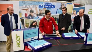 Comenzó la entrega de computadores por Becas TIC: ¿Qué documentos debo presentar para retirarlo?