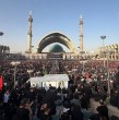 El funeral del Estado del antiguo líder supremo iraní Alí Jamenei comenzó este sábado en Teherán, donde miles de fieles acudieron en masa al lugar en una demostración de fuerza tras la guerra contra Israel y Estados Unidos.