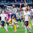 El sueño de México terminó en el mítico estadio Azteca al perder 3-2 el domingo en octavos de final contra Inglaterra, que se medirá en cuartos de final a Noruega.