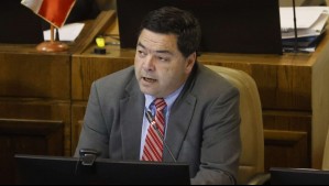 Testigo acusa que exdiputado UDI pedía 'cuota' de sueldo y que ordenó botar celulares al baño cuando allanaron Congreso por Lavín