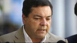 Diputado Fuenzalida rompe el silencio y niega denuncias de 'cuota' de sueldo y celulares arrojados al baño