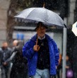 La Dirección Meteorológica de Chile (DMC) emitió una alerta por precipitaciones moderadas a fuertes con isoterma alta para zonas de tres regiones del país, las que dejarían hasta 100 milímetros de agua caída en corto período de tiempo. ¡Detalles!