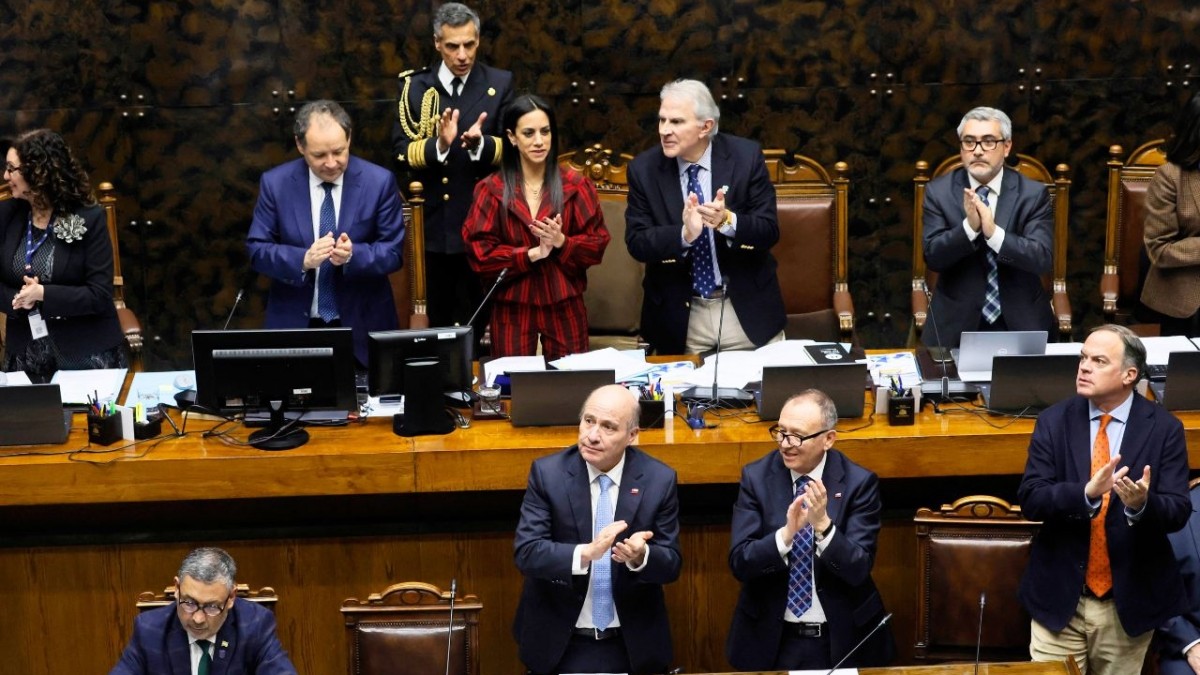 Senado aprueba mayor endeudamiento del Gobierno por US$6.200 millones y despacha proyecto a ley