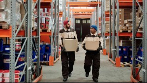 Ofrecen más de 1.000 puestos de trabajo para evento de ofertas online: Revisa los sueldos y cómo postular