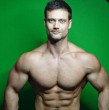 Connor Murphy, influencer fitness estadounidense de 32 años, murió tras un confuso incidente en Tailandia. Fue encontrado sin vida en un lago y las autoridades investigan el caso. Revisa los detalles.