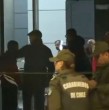Conoce detalles sobre el caso de un subcomisario de la PDI que se parapetó en un edificio en Las Condes y que acusó supuestos actos de corrupción en la institución.