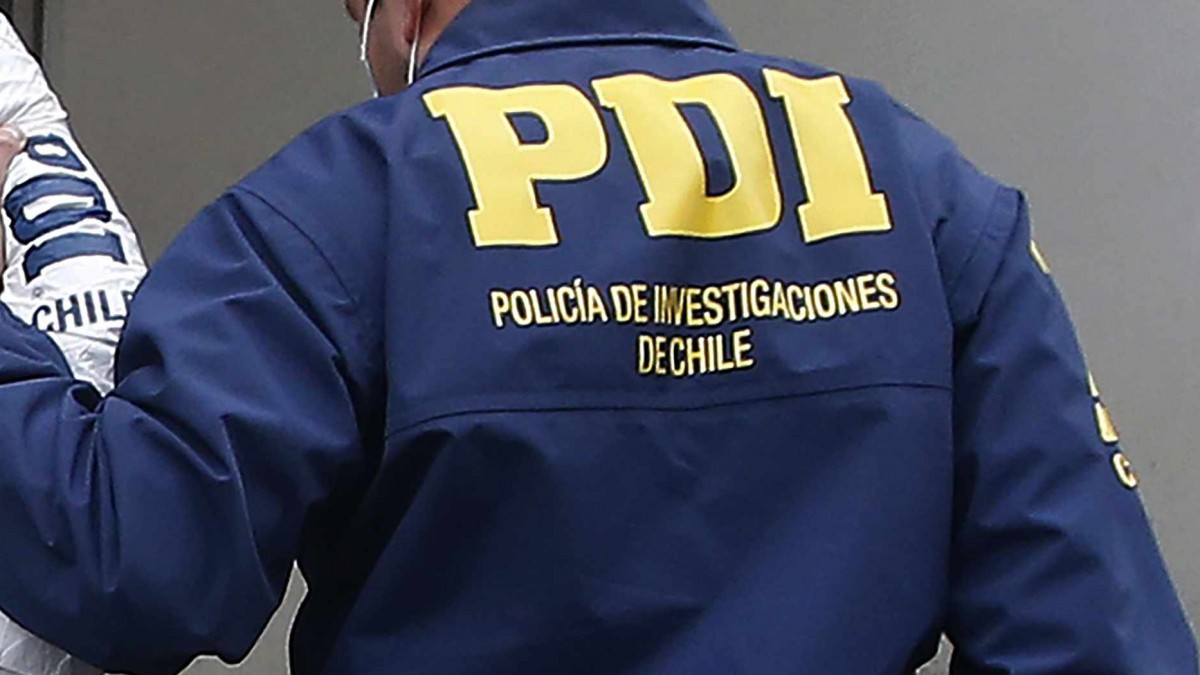 EXCLUSIVO | La denuncia del subcomisario PDI parapetado en Las Condes: 'Mi compañero dijo que nos quedáramos con la plata'
