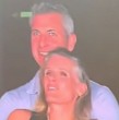 Kristin Cabot, la exdirectiva de Recursos Humanos que fue captada por la kisscam abrazando a su jefe durante un concierto de Coldplay, continúa sin encontrar empleo y ha debido recurrir a sus ahorros para mantenerse.