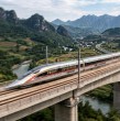 China presentó el CR450, un nuevo prototipo de tren bala que promete convertirse en el tren comercial más rápido del mundo gracias a una velocidad operativa proyectada de 400 kilómetros por hora.