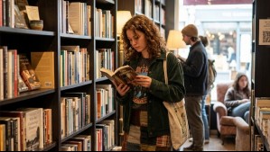 Histórica librería de Santiago cierra una de sus sucursales y anuncia liquidación total