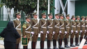 Carabineros abrió 56 vacantes para personal civil: Estos son los cargos disponibles y cómo postular