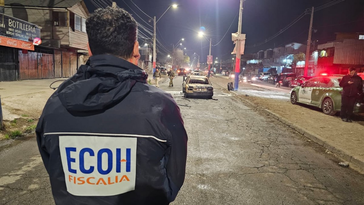 Balacera en El Bosque deja dos fallecidos y un auto incendiado