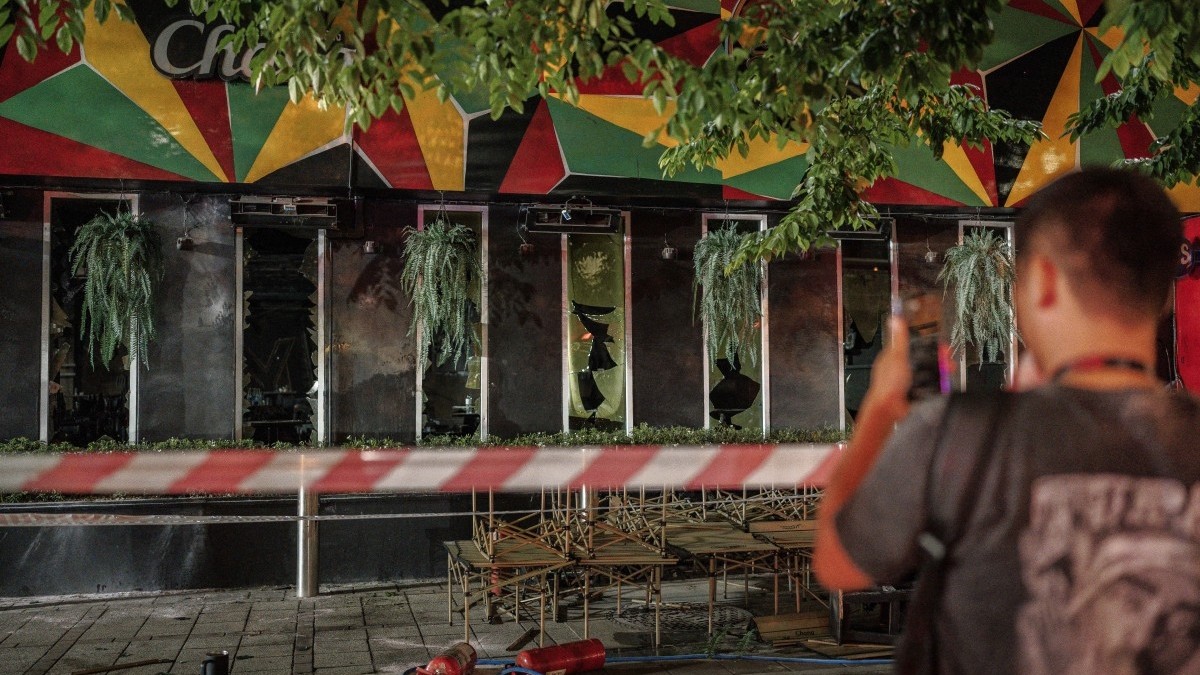 Tragedia en Tailandia: Incendio en un bar de Bangkok deja al menos 27 muertos y decenas de heridos