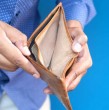 El Seguro de Lagunas Previsionales es un apoyo estatal que busca proteger los ahorros de jubilación de los trabajadores. Su objetivo es evitar que existan meses sin cotizar cuando una persona pierde su empleo. Revisa cómo funciona este beneficio.