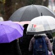 Meteorología amplió la alarma por precipitaciones intensas a una cuarta región. Revisa dónde regirá la medida y cuántos milímetros de lluvia se esperan entre este viernes y el domingo.