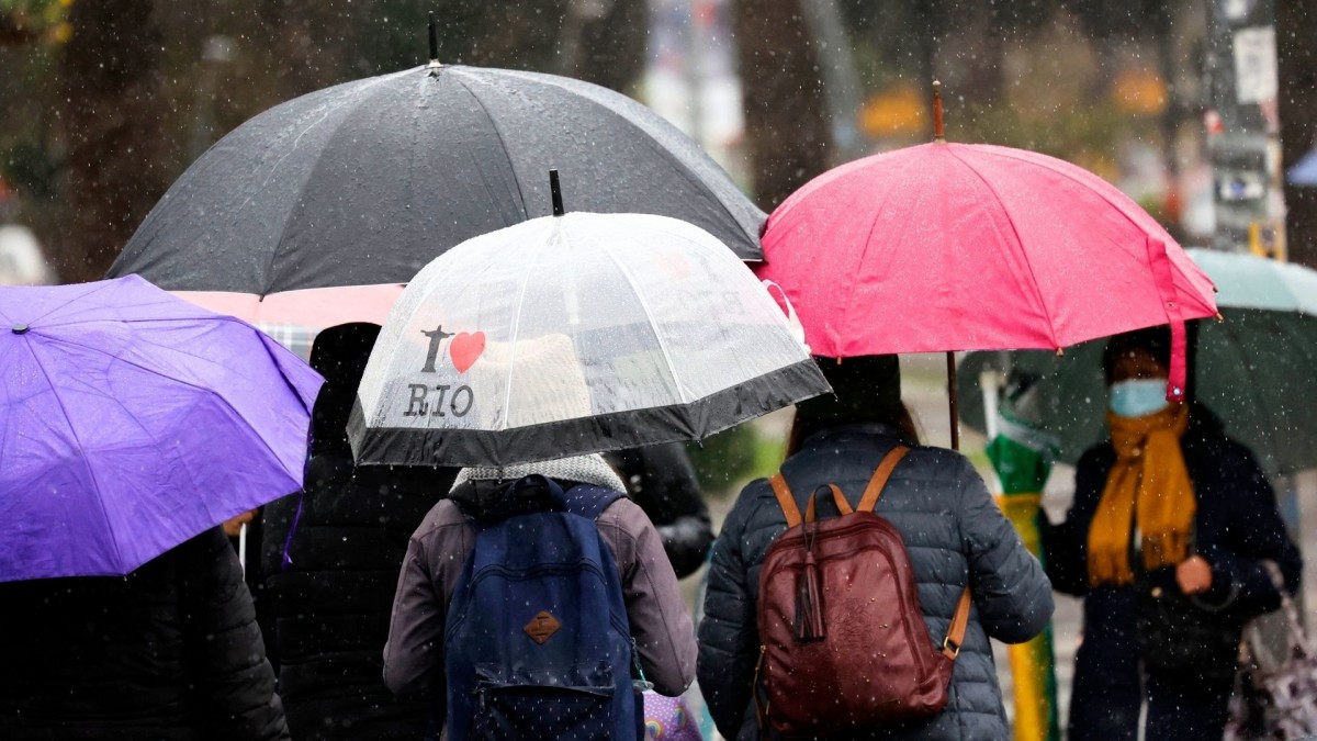 Hasta 180 mm de lluvias: Amplían alarma por 'precipitaciones intensas' por sistema frontal y suman una región