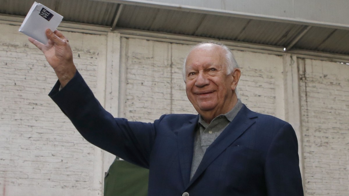 Expresidente Lagos reapareció en homenaje de la Facultad de Derecho de la Universidad de Chile: Inauguraron sala en su honor