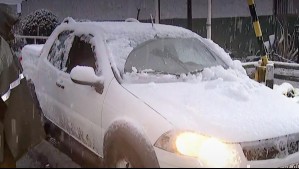 Nieve en sectores precordilleranos de la Región Metropolitana: Revisa los videos del Cajón del Maipo y camino a Farellones