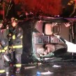 Un automóvil volcó la madrugada de este viernes en La Reina, en medio del sistema frontal que afecta a la zona centro-sur. La conductora quedó atrapada y fue rescatada por Bomberos. El tránsito permanece suspendido en el sector.