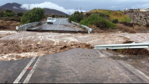 Socavón corta la ruta que une Tongoy con Guanaqueros: Tránsito permanece completamente cerrado