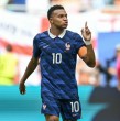 El partido por el tercer lugar del Mundial marcó el triunfo de Inglaterra por 6-4 sobre Francia, pero anotó además un registro histórico: Kylian Mbappé se convierte en el máximo anotador de la historia de la competencia al marcar 22 goles.
