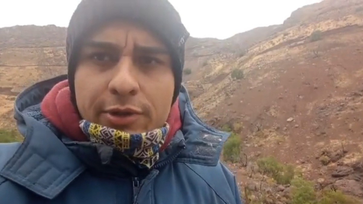 'Tenemos agua limitada para unos días más': El testimonio de una de las familias aisladas en Rinconada de Los Andes
