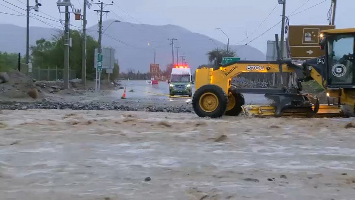 Video: Ruta Alcohuaz-Vicuña queda cortada por la activación de la quebrada de Leiva