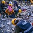 Revisa un nuevo balance de fallecidos por los terremotos ocurridos el pasado miércoles 24 de junio en el estado de La Guaira, cercano a Caracas. La cifra incrementó a 5.208.