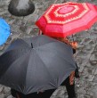 Se espera que a mitad de semana, tras registrarse una pausa en las lluvias de la Región Metropolitana, se reactiven las precipitaciones, de acuerdo al pronóstico del meteorólogo de Meganoticias, Jaime Leyton.