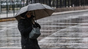 ¿Cuántos milimetros de agua han caído en Santiago? Revisa el balance de las lluvias en la Región Metropolitana