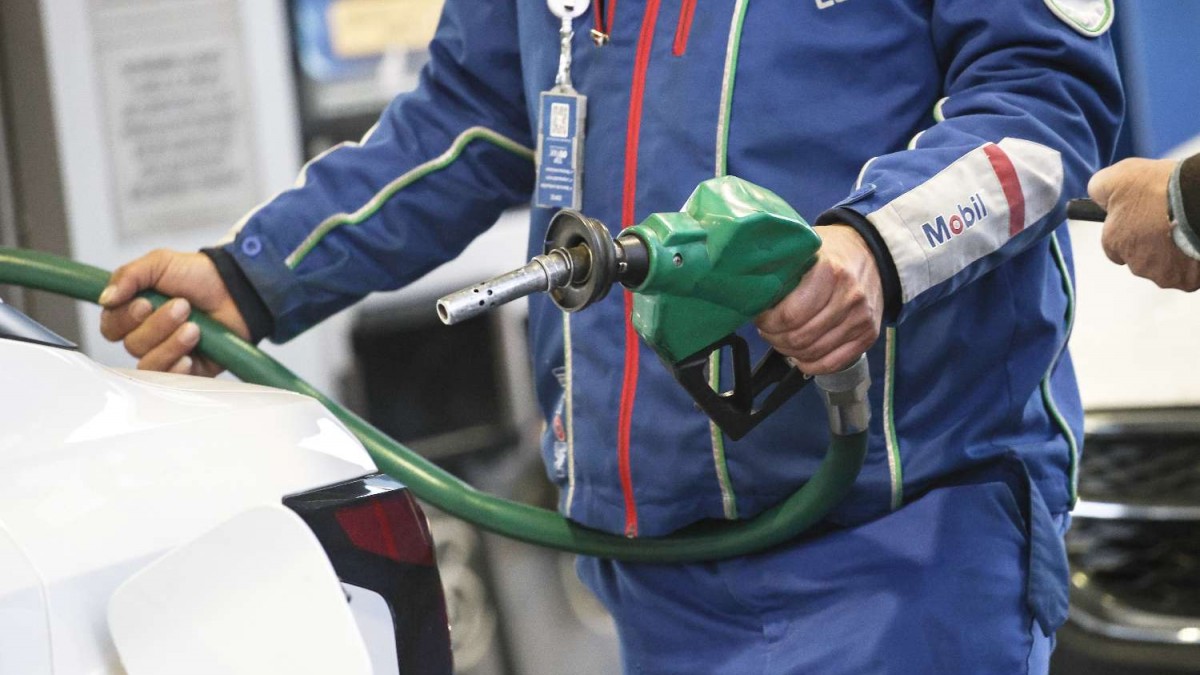 Malas noticias para los conductores: Bencinas volverán a subir tras varias semanas de bajas