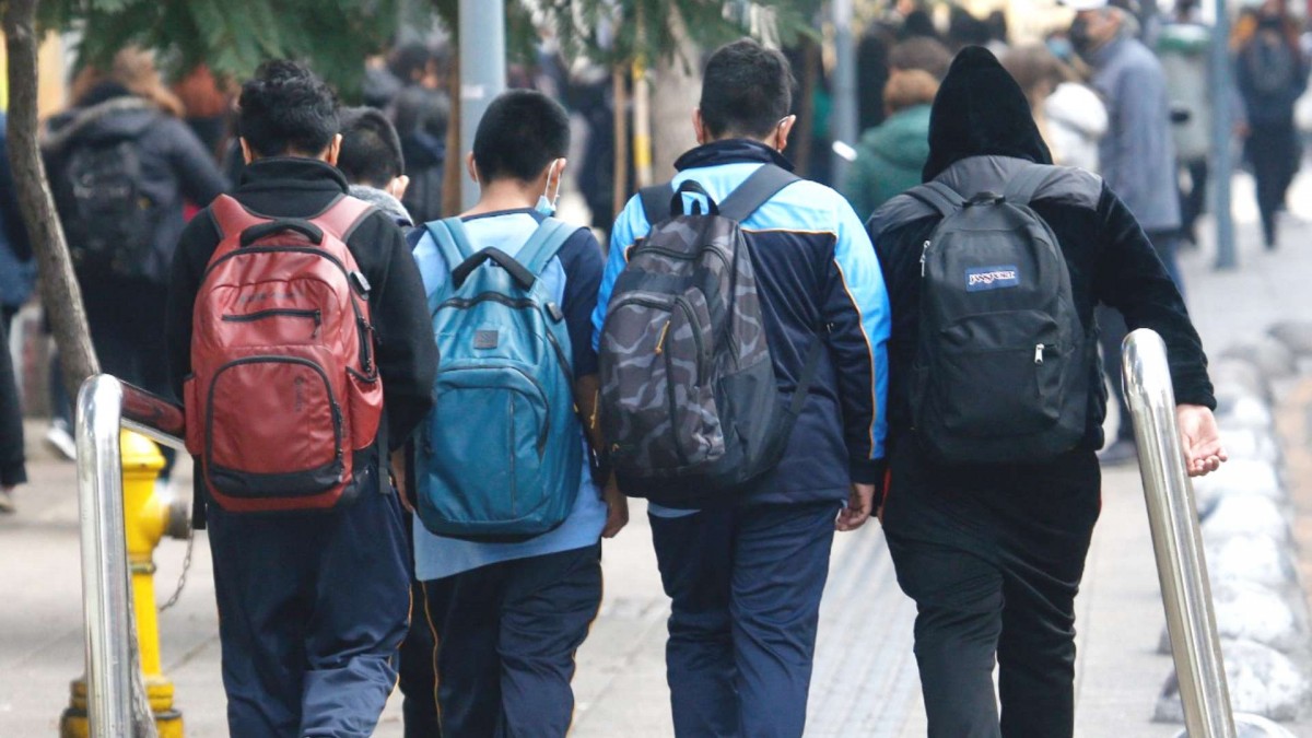 Suspenden clases en una comuna de la región de Valparaíso por sistema frontal