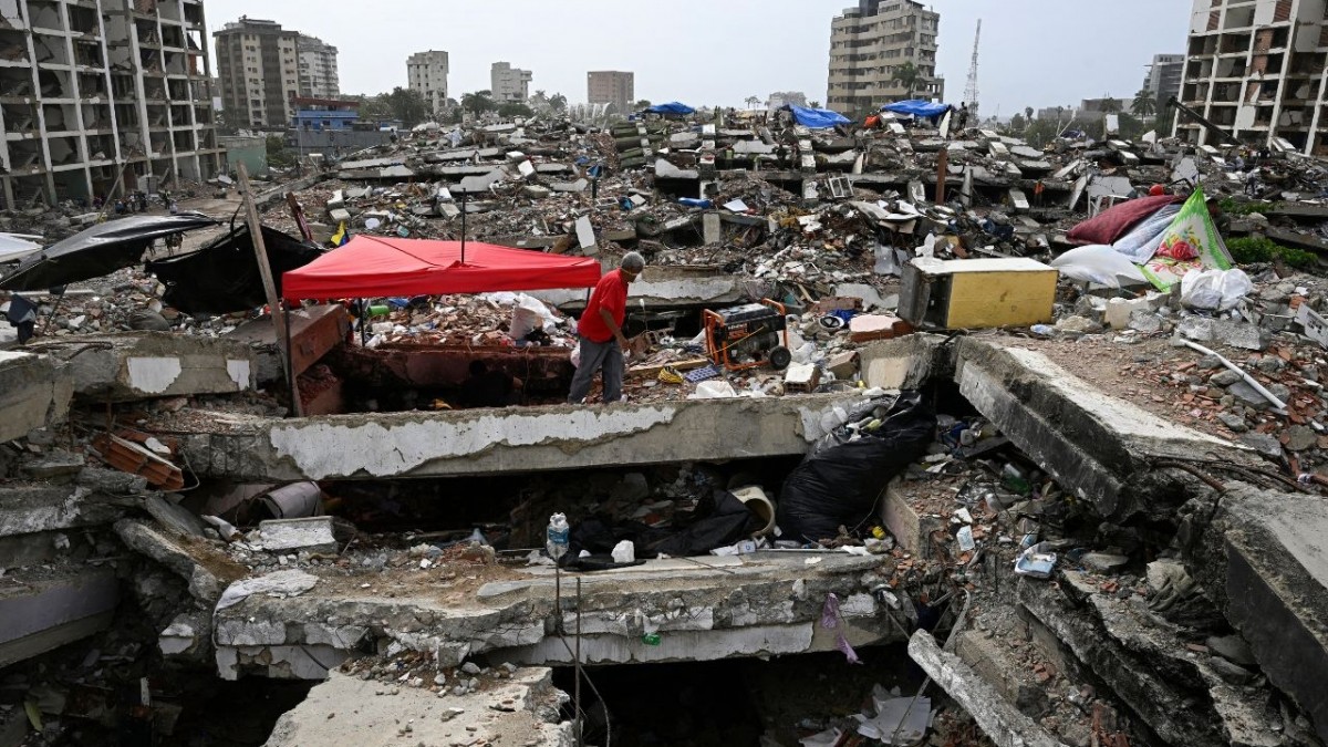 Presidenta encargada de Venezuela promete entregar 4.000 viviendas este año a damnificados por los terremotos