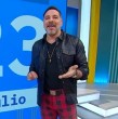 José Antonio Neme contó cómo cayó en una estafa tras recibir un SMS sobre una supuesta deuda por circular sin TAG. El periodista reveló cómo perdió más de $1,2 millones y entregó las señales que hoy lo hacen desconfiar de este tipo de mensajes.