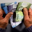 Revisa qué grupos de pensionados son los que recibirán el aumento de la Pensión Garantizada Universal para septiembre. Actualmente, los mayores de 82 años reciben un total de $250.275.