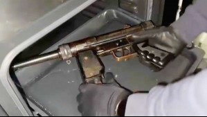 Dos detenidos por esconder subametralladora, municiones y drogas en un departamento de La Florida