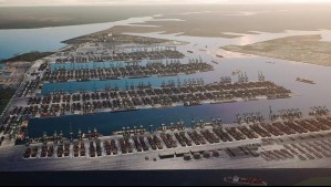 Con una gigantesca muralla submarina: Construyen el puerto automatizado más grande del mundo