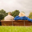 Revisa los requisitos para recibir el Beneficio por Años Cotizados para pensionados. Conoce los montos en UF, quiénes lo reciben y cómo se aplica para mujeres y hombres.