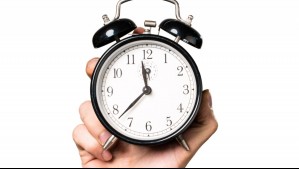 ¿Cuándo se vuelve a cambiar la hora en Chile?
