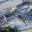 Un terremoto de magnitud 7,1 sacudió el suroeste de Japón, provocando el colapso de edificios, incluido un centro comercial donde se teme que haya numerosas personas atrapadas. También se reportan muertos, heridos y graves daños.