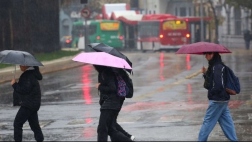 Santiago vive su julio más lluvioso en 25 años: Han caído más de 140 milímetros de agua