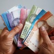 El Gobierno mantiene disponible el Bono por Hijo, un beneficio que aumenta el monto de la pensión de las madres. Revisa aquí los requisitos de edad y residencia que debes cumplir para solicitarlo y cómo se calcula finalmente su monto total.