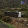 Bus interurbano con 26 pasajeros volcó en la Ruta 68, a la altura de Curacaví. El accidente dejó al menos 15 lesionados, ninguno de gravedad, y movilizó a SAMU, Bomberos y Carabineros.