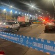 Un funcionario de Carabineros que se desempeña como Guardia de Palacio abatió a un presunto delincuente tras ser abordado por dos sujetos armados mientras viajaba con su esposa y su bebé en San Miguel.